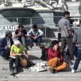 
[Video]



Außenministerium Österreich, Stand:  03.10.2013 ( Unverändert gültig seit: 27.06.2013)
Besondere Hinweise
PARTIELLE REISEWARNUNG für die Provinzen:
BELUTSCHISTAN sowie
KHYBER PAKHTUNKHWA (KPK – früher Nordwestgrenzprovinz), insbesondere die unter Bundesverwaltung stehenden Nördlichen Stammesgebiete (Federally Administered Tribal Areas – FATA) im Grenzgebiet zu Afghanistan und Bezirk Swat mit umgebenden Bezirken (Verwaltungsregion Malakand)!
HOHE SICHERHEITSGEFÄHRDUNG für den Rest des Landes. (!!!)
Aufgrund der weiterhin bestehenden hohen Terrorgefahr wird von nicht unbedingt notwendigen Reisen abgeraten.
——————————————-
Augsburger Allgemeine, 3.10.2013
Terrorismus – [...]